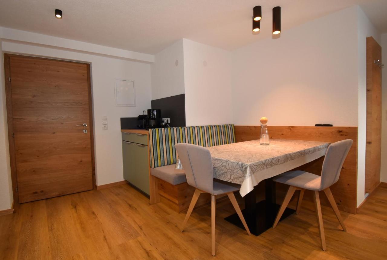 Appartamento Haus Hubertus Galtür Esterno foto